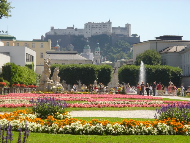 Visit Salzburg Tour The Sound of Melody City Tour in Salisburgo, Austria