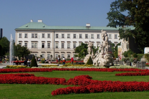 Salzburg: rondleiding van 2,5 uur Mozart, oude stad en meerSalzburg standaard stadsrondleiding