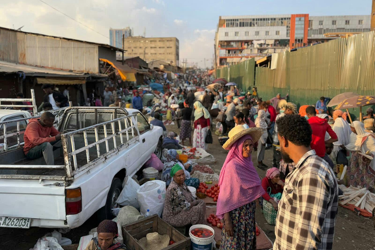 Addis Ababa: Guided City Tour with Museum Entry