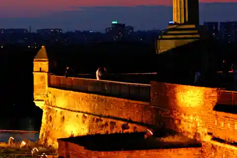 Belgrado essenziale, tour panoramico e a piedi