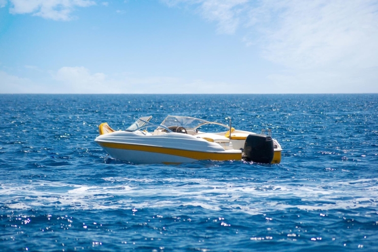 Sharm El Sheikh: Prywatna wycieczka łodzią motorową na wyspę Tiran
