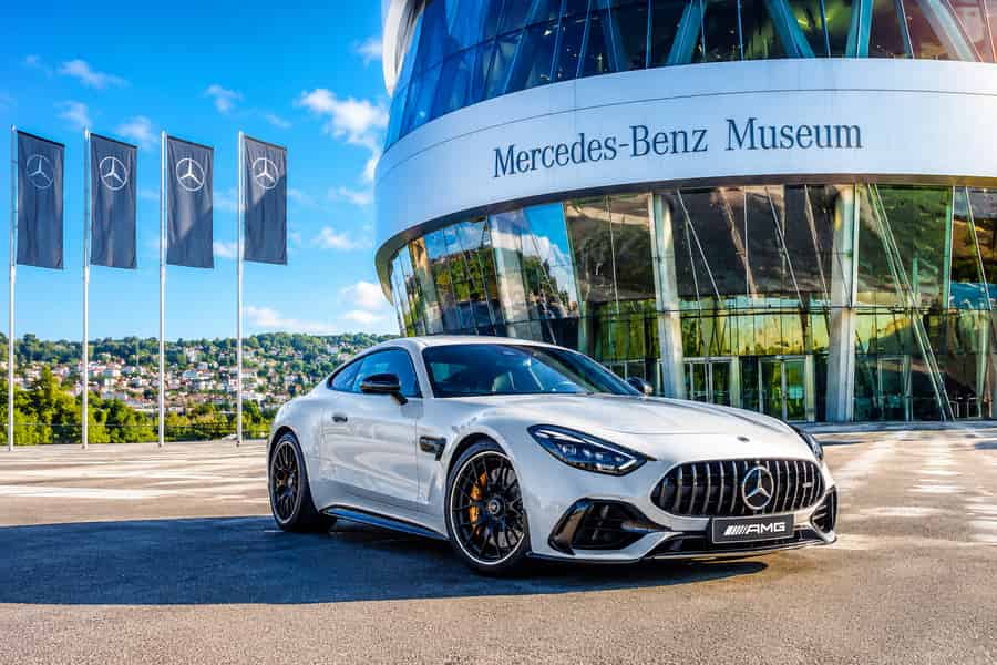 Stuttgart, Mercedes en Porsche + rondleiding door het BMW-museum