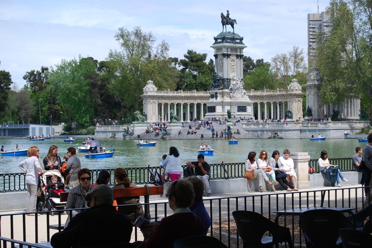 Madrid: privétour door de hele dag en wandeltocht door de legendesMadrid: dagtour privégeschiedenis en legendes