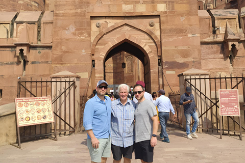 Desde Delhi: tour de 1 día al Taj Mahal y el fuerte de Agra con desayuno 5*Desde Agra: tour al Taj Mahal y al fuerte de Agra con coche y guía