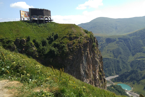 From Tbilisi: Kazbegi, Ananuri & Gudauri Private Tour