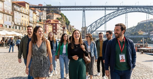 Porto: Rundgang zu den Highlights mit Weinkeller, Lello & Boot