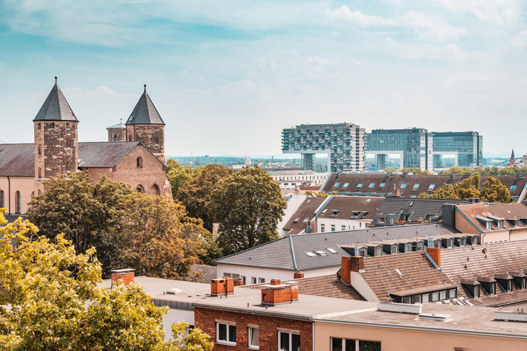 Cologne: 2-hour Best Intro Walking Tour with a Local
