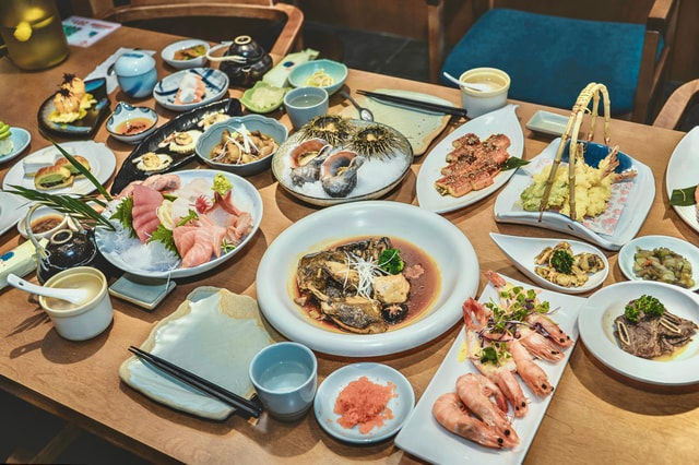 Nakano Premium Izakaya Food Tour: Authentic Tokyo Nightlife