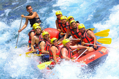 Alanya: Rafting Tour op de Witte Rivier Lunch en Hotel Transfer