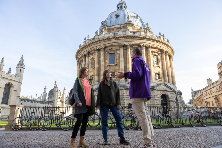 Oxford: recorrido a pie por la ciudad y la universidad oficialTour grupal compartido