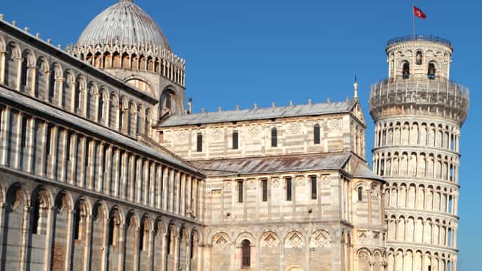 pisa guided walking tour with optional leaning tower ticket