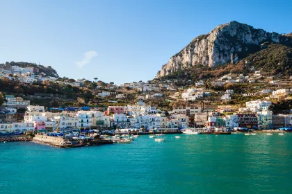 Sorrento: Fährenticket nach Capri und Positano