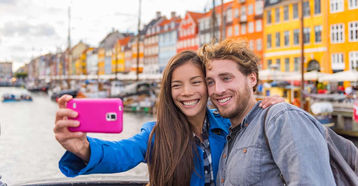 Afbeelding 8 van Kopenhagen: Rondvaart door de grachten & wandeltour door de oude stad/Nyhavn