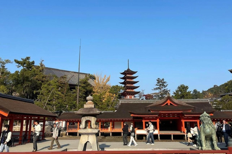 Tour privato con guida di Hiroshima e dell&#039;isola di Miyajima