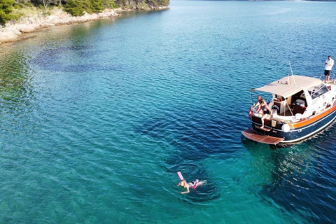 Luxuriöse private Bootstour nach Süd-Mljet und zu den Elaphiti-Inseln