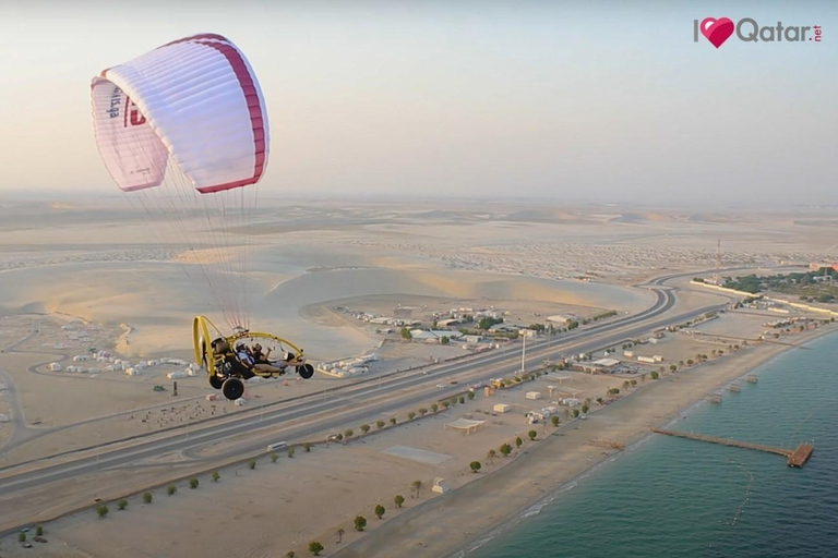 Qatar: Paratrike Flight Adventure with Pickup