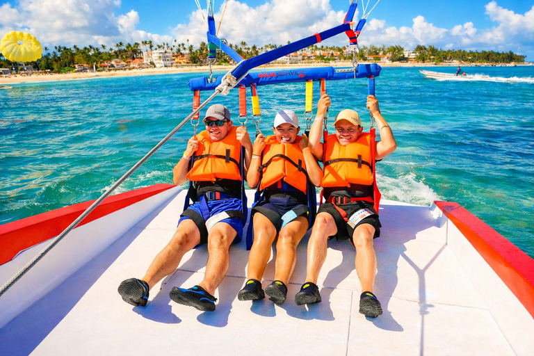 Romantic Flight – The Ultimate Punta Cana Love Experience