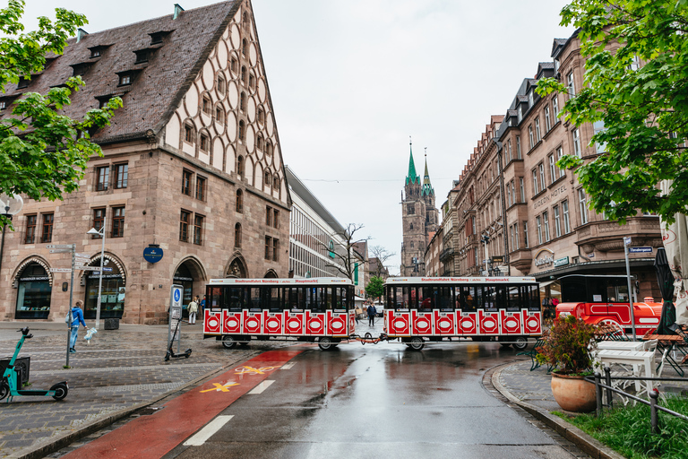 Nuremberg: tour de la ciudad con el tren BimmelbahnNúremberg: tour de la ciudad durante el mercado de Navidad