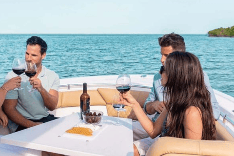 Stockholm: Canal & Vasa Museum Guided Tour