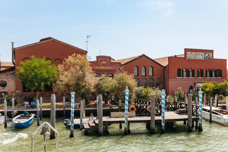 Venise : Visite en bateau de la verrerie, de Murano et de BuranoDepuis la gare de Venise : visite le matin