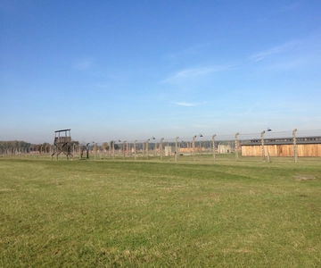 Regelbunden heldagsutflykt till Auschwitz Birkenau