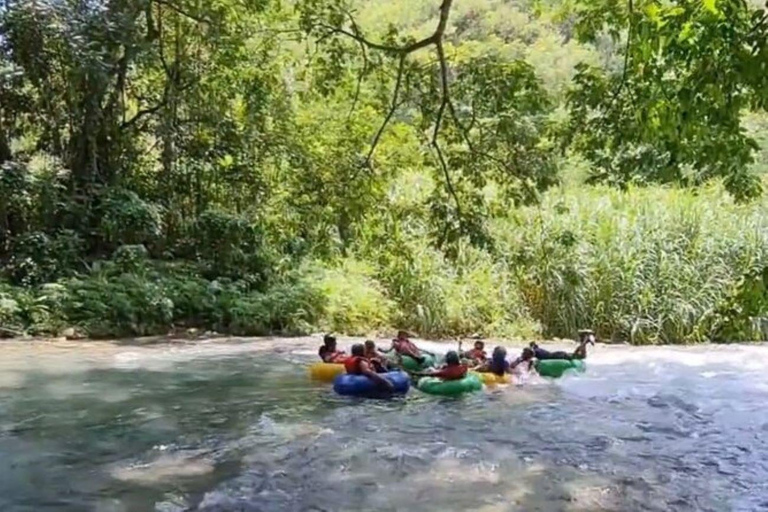 Montego Bay: Prive Rivier Tubing Avontuur