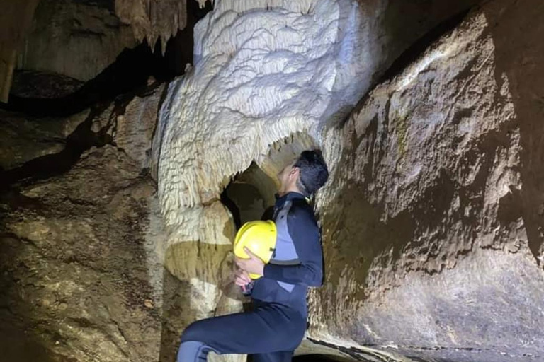 Tunezyjska przygoda: Jaskinie, przyroda i kultura w 5 dni