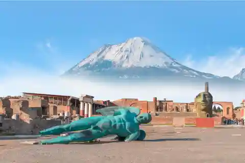 Viaje Inolvidable: Pompeya y el Vesubio en un día