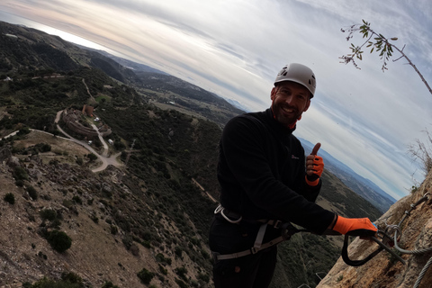 Von Estepona aus: Vía Ferrata de Casares - geführte Klettertour