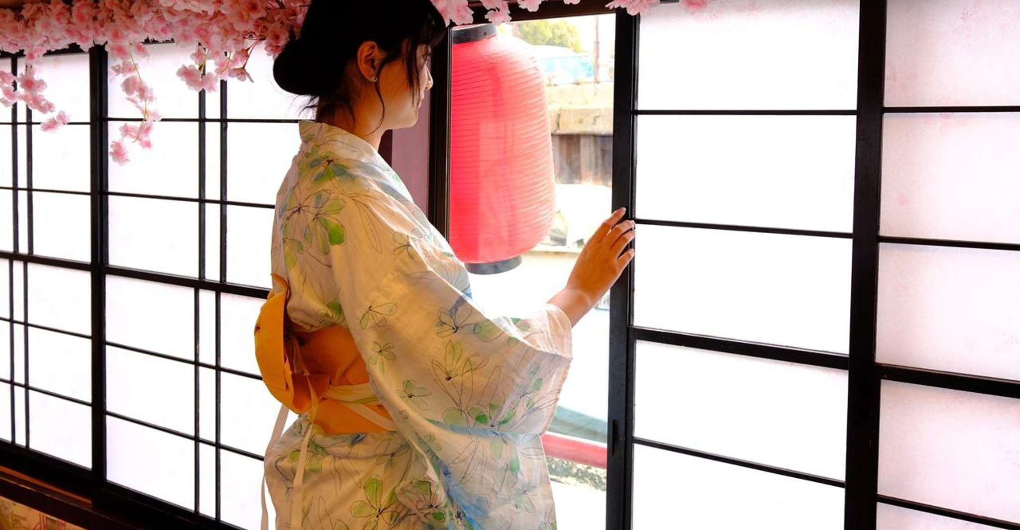 Tokyo Bay: Cruise with Japan Show & Sukiyaki/Tokyo Tower photo 6