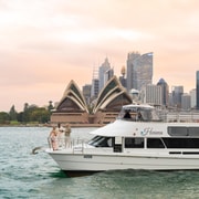 Sydney: Golden Glow Sunset Harbour Cruise with 1 Drink