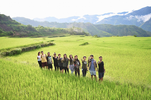 اجتماع بوسكالان مع أبو وانغ-أود مع مدرجات أرز باناوي