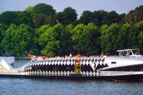 Whale Boat Lake Cruise Through Berlin's Lehnitzsee