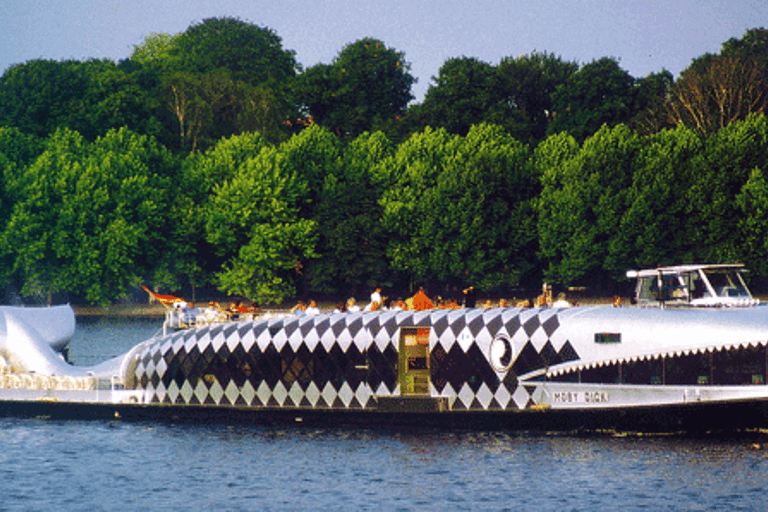 Whale Boat Lake Cruise Through Berlin's Lehnitzsee