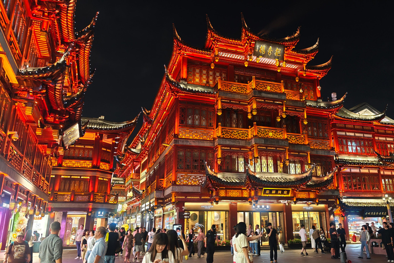 Shanghai Night Tour: Old Town, Local Dinner & Rooftop Bar