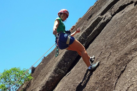 Rio de Janeiro: Outdoor Rock Climbing Lesson in Urca
