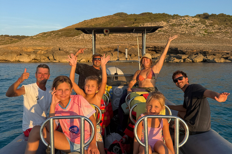 Can Picafort: Speedboat Adventure: Caves & Snorkeling