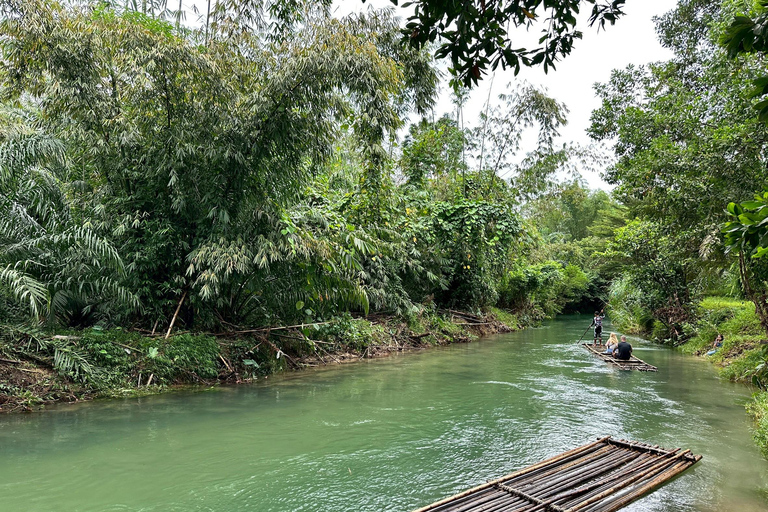 Khaolak: Half Day Bamboo Rafting, Temple & Waterfall Tour