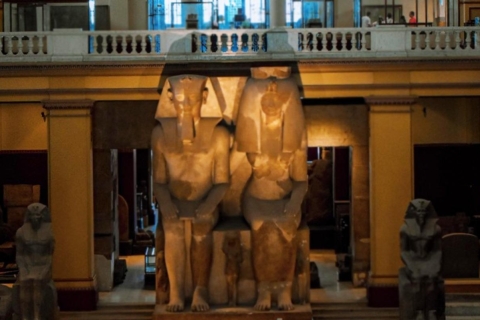 Pirámides, Museo, Bazar de Khan Khalili y Crucero con cena por el Nilovisita privada - recogida en el aeropuerto de El Cairo
