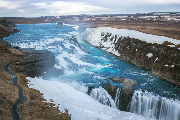 5 Días de Caza de Auroras Boreales y Excursión a la Laguna GlaciarCategoría Estándar - Baño en la Laguna Azul NO Incluido