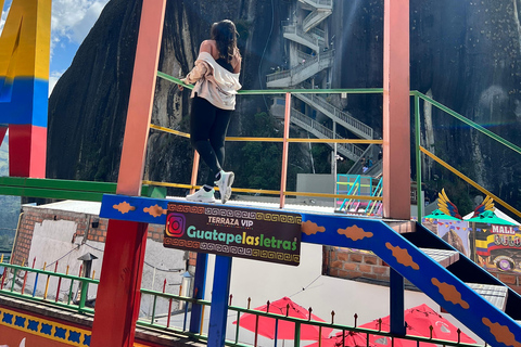 Tour Guatape and villages, boat ride with breakfast and lunch Medellin