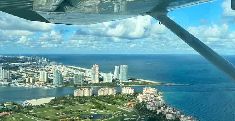 Miami Beach: South Beach Private Airplane Tour with Drinks photo 15