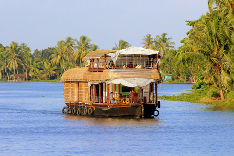 Paquete turístico de 8 días por Kerala desde Cochin con estancia en una casa flotante