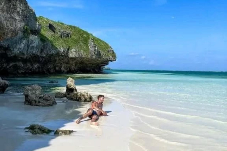 Zanzibar: Jozani forest, Sea tortoises & Mtende beach tour Private tour no Hotel pick and drop off included