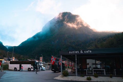 Bergen: Viking Village, Nærøyfjord & Flåm Day Trip