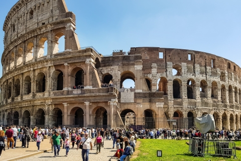 Rome: Colosseum Arena Floor & Ancient Rome Fast Track Tour Group Tour in German - Up to 30 People