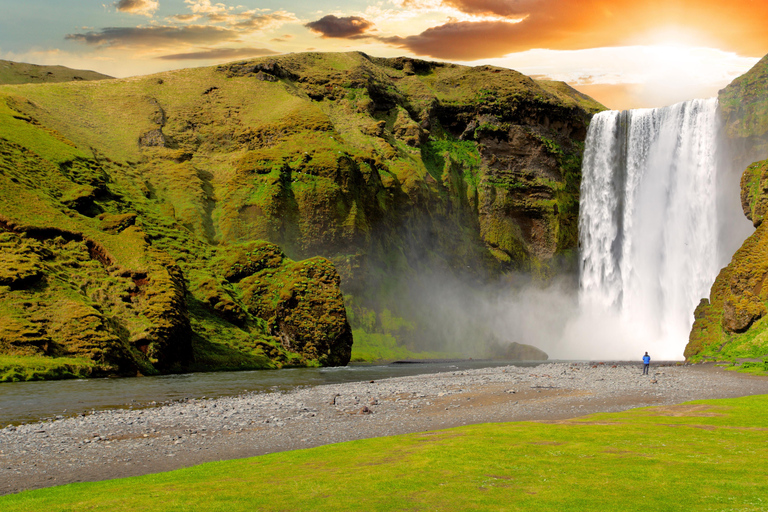 Reykjavik: South Coast Private Day Tour & a Polaroid Photo