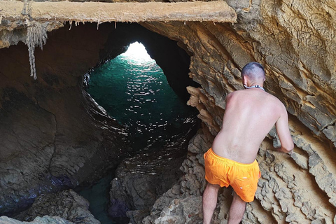 Z Marsylii do Calanques Blueues pociągiem, wędrówka, laguny i wioski