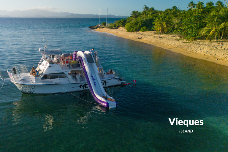 Fajardo: Vieques Island Snorkeling with Turtles Boat Tour