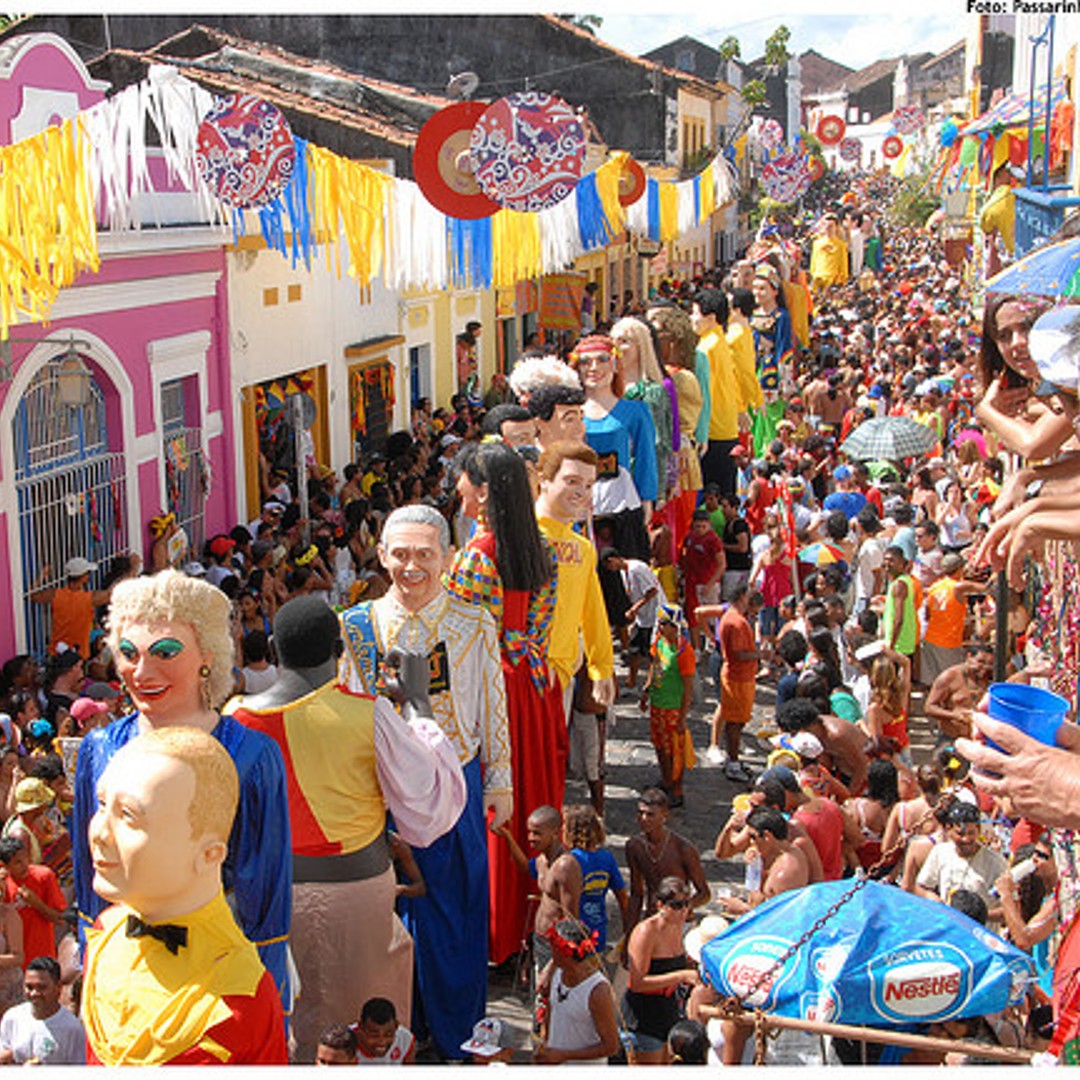 Colagem de mídia